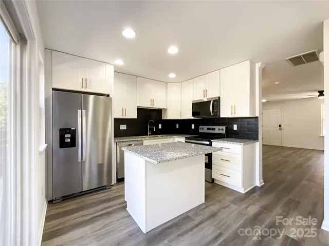 $325,000 | 1228 Iron Gate Court, Rock Hill, SC 29732