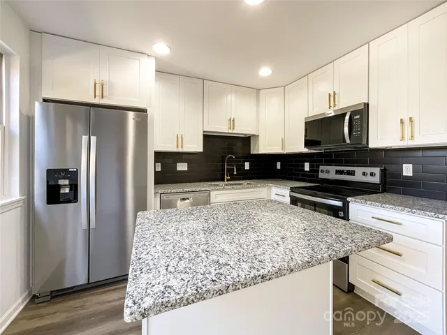 $325,000 | 1228 Iron Gate Court, Rock Hill, SC 29732