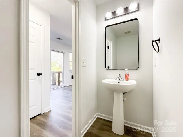 $325,000 | 1228 Iron Gate Court, Rock Hill, SC 29732