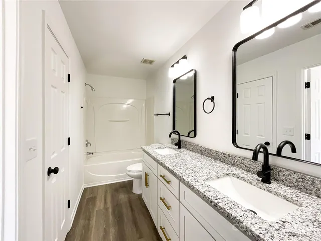 $325,000 | 1228 Iron Gate Court, Rock Hill, SC 29732