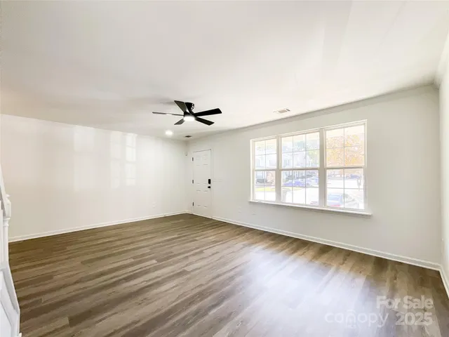 $325,000 | 1228 Iron Gate Court, Rock Hill, SC 29732