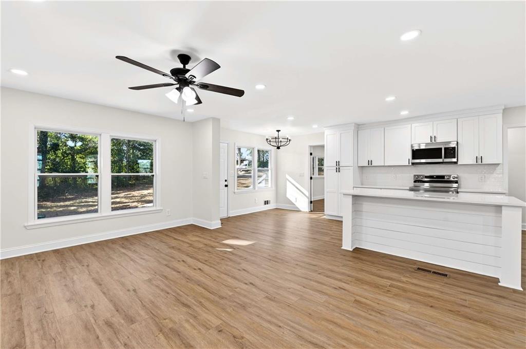 4365 Langdon Drive Decatur, GA 30035 - Photo 14 of 36