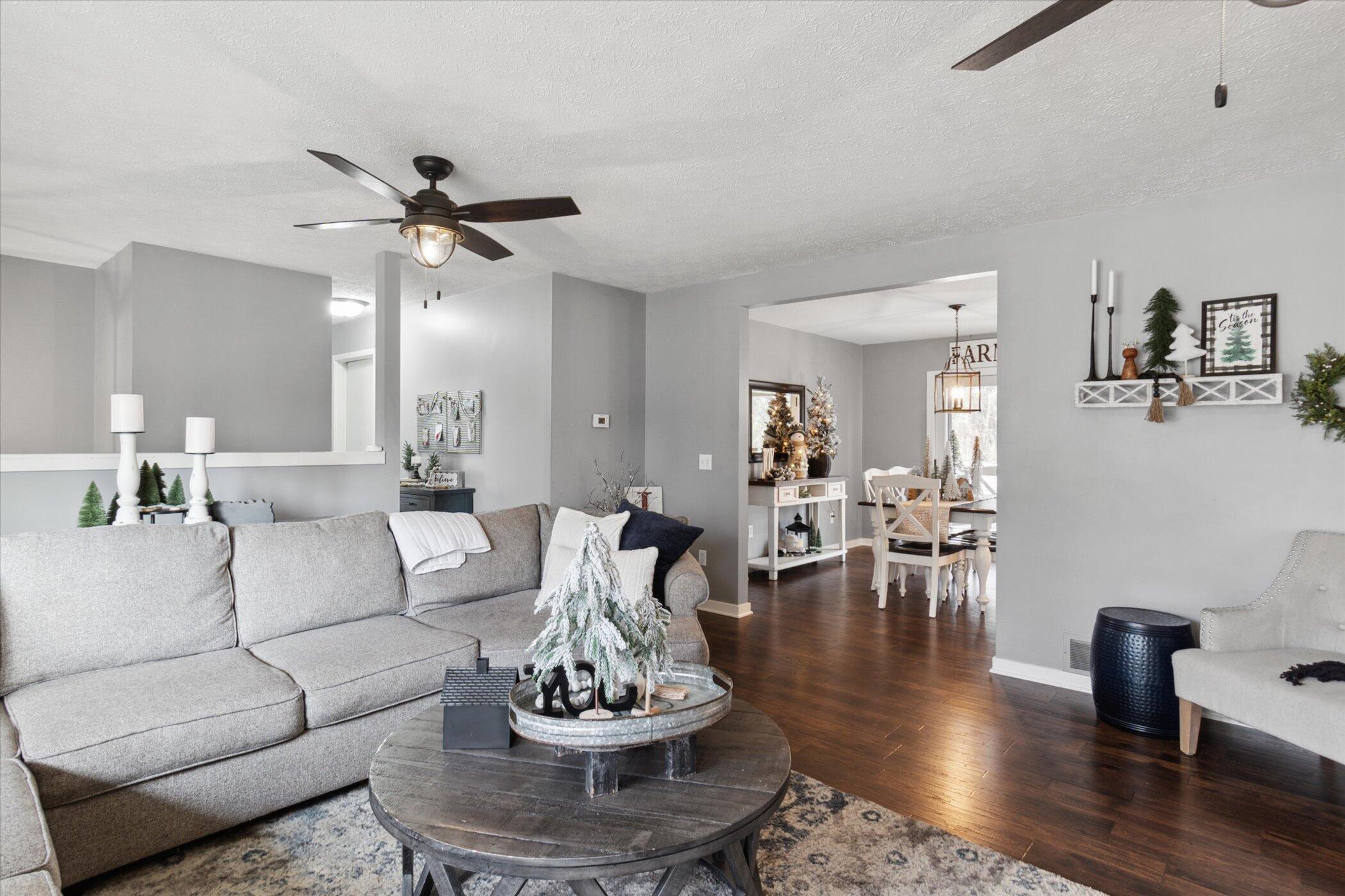 7745 Napoleon Road Jackson, MI 49201 - Photo 7 of 37 07-7745-Napoleon-Rd-Jackson-MI-49201-Win