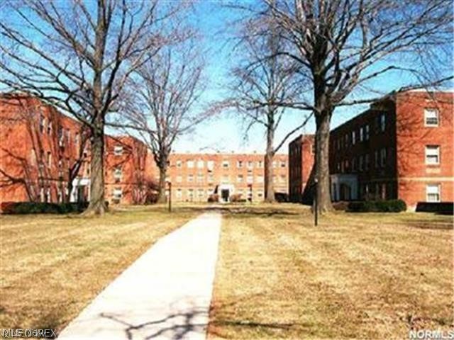 13813 Cedar Road, Unit 302 South Euclid, OH 44118 - Photo 1 of 1