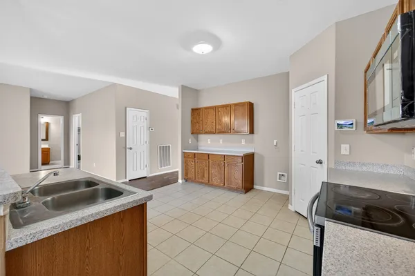 $3,000 | 2815 Indigo Stone Lane, Katy, TX 77449