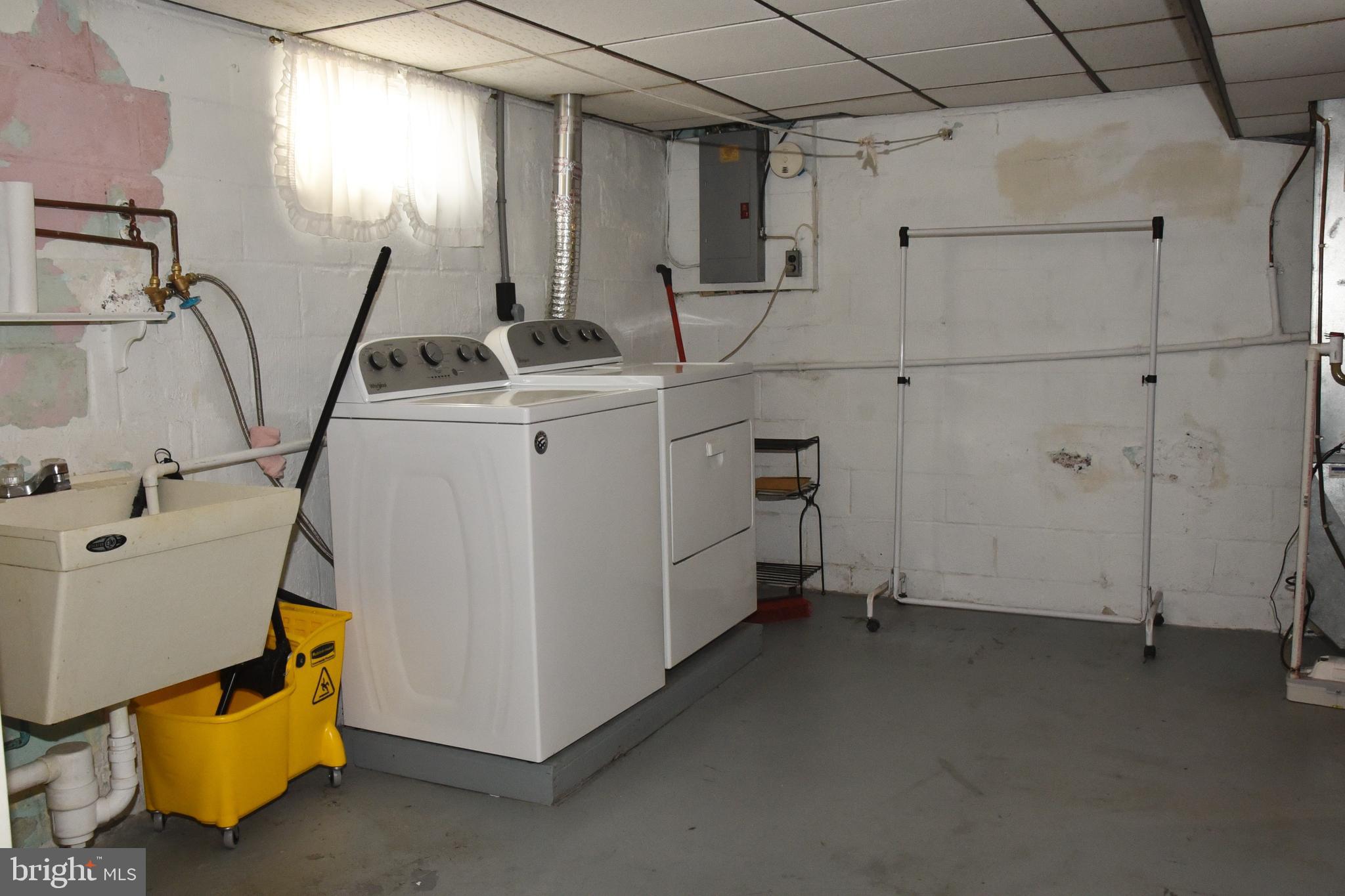 4013 5th Avenue Temple, PA 19560 - Photo 16 of 23 a utility room with dryer and washer