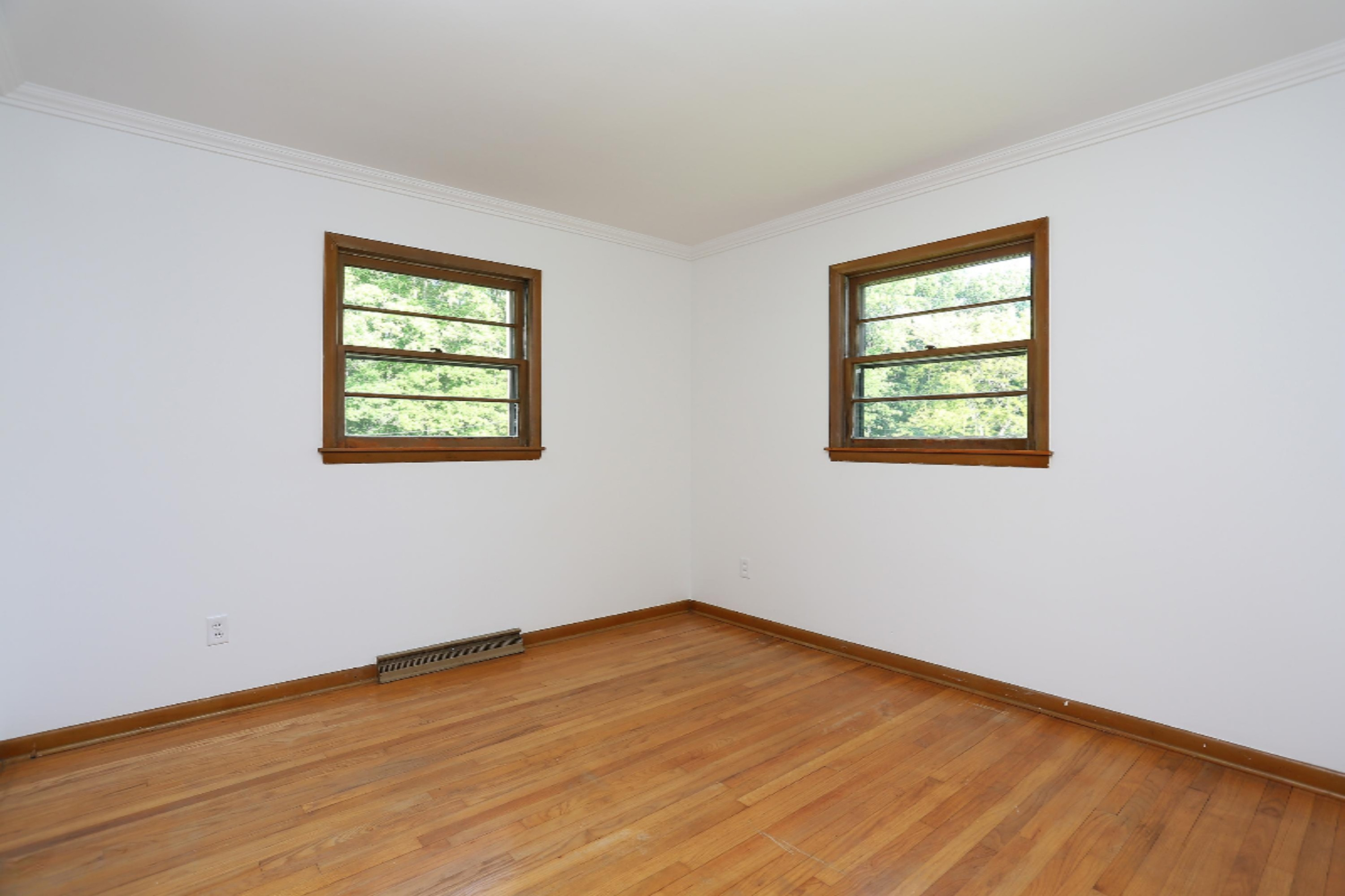 15581 Lakeside Road Lakeside, MI 49128 - Photo 7 of 10 Bedroom