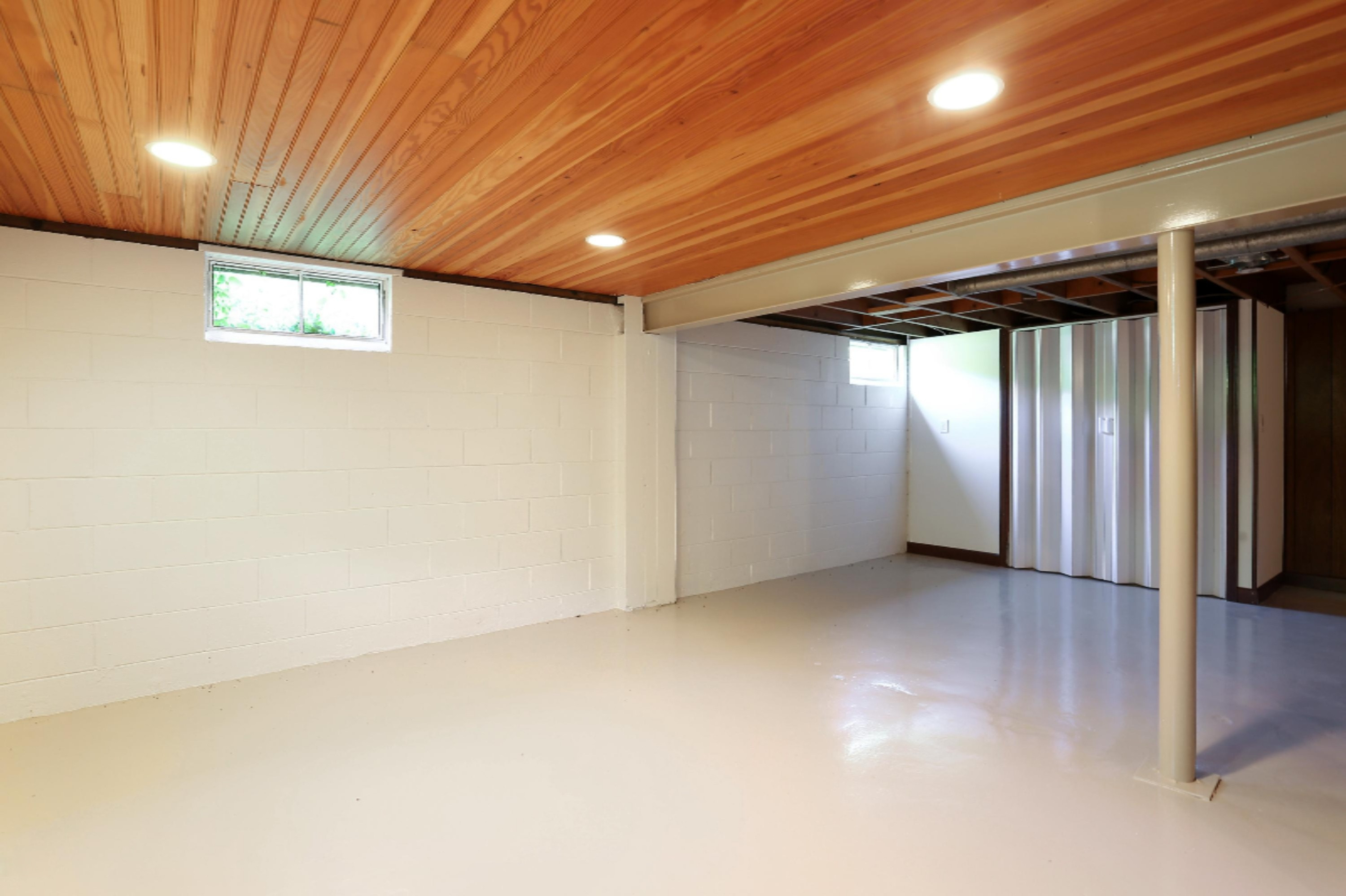 15581 Lakeside Road Lakeside, MI 49128 - Photo 9 of 10 Basement