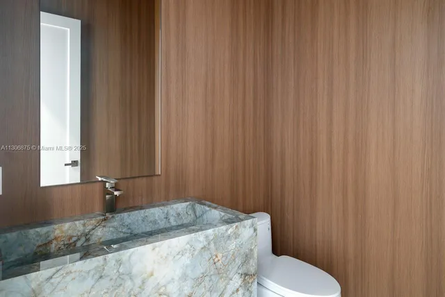 a view of an entryway