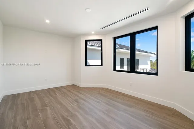 $27,500,000 | 2405 Coco Plum Drive, Marathon, FL 33050