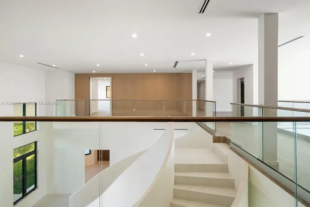 $27,500,000 | 2405 Coco Plum Drive, Marathon, FL 33050