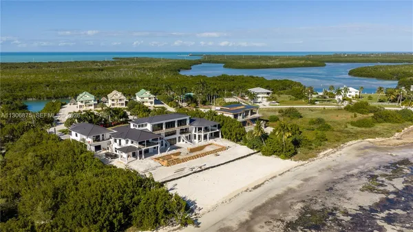 $27,500,000 | 2405 Coco Plum Drive, Marathon, FL 33050