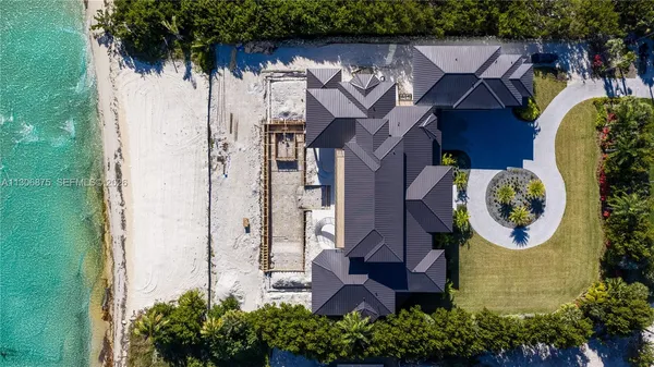 $27,500,000 | 2405 Coco Plum Drive, Marathon, FL 33050