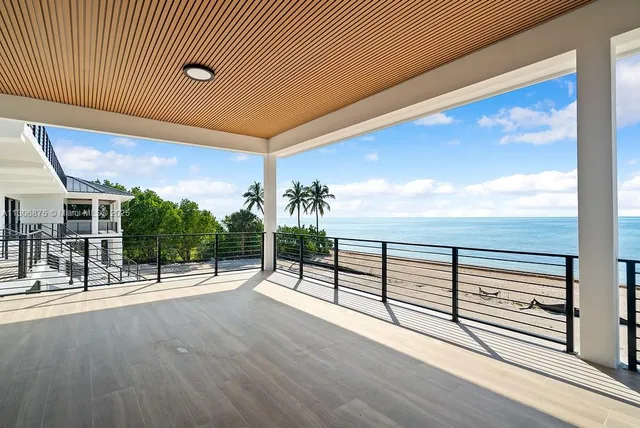 $27,500,000 | 2405 Coco Plum Drive, Marathon, FL 33050