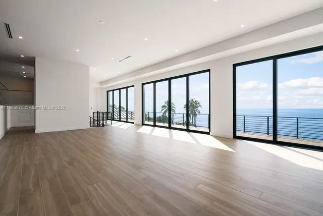 $27,500,000 | 2405 Coco Plum Drive, Marathon, FL 33050