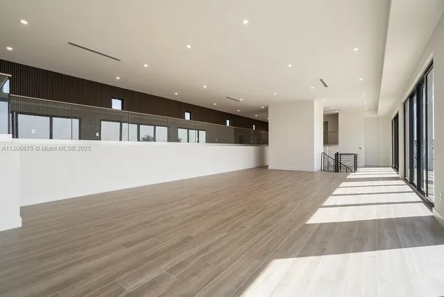 $27,500,000 | 2405 Coco Plum Drive, Marathon, FL 33050