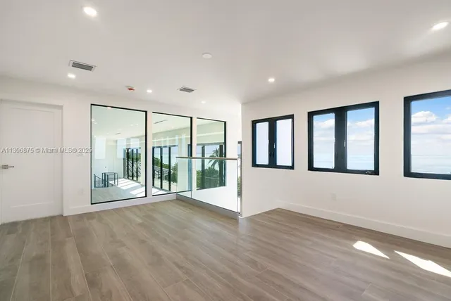 $27,500,000 | 2405 Coco Plum Drive, Marathon, FL 33050