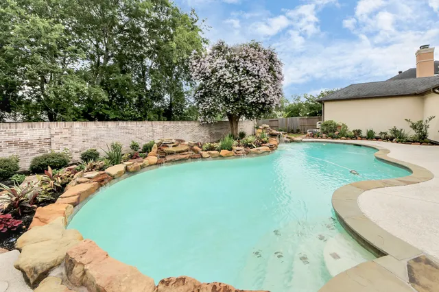 $6,500 | 14207 Jade Cove Drive, Houston, TX 77077