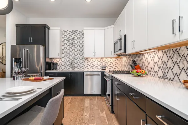 $3,499 | 119 Acklen Park Drive, Unit 104, Nashville, TN 37203
