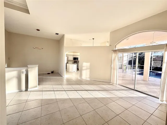 $3,500 | 731 Waterside Court, Tarpon Springs, FL 34689