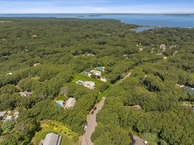 $1,895,000 | 59 Highview Drive, Sag Harbor, NY 11963