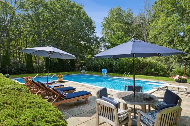 $1,895,000 | 59 Highview Drive, Sag Harbor, NY 11963