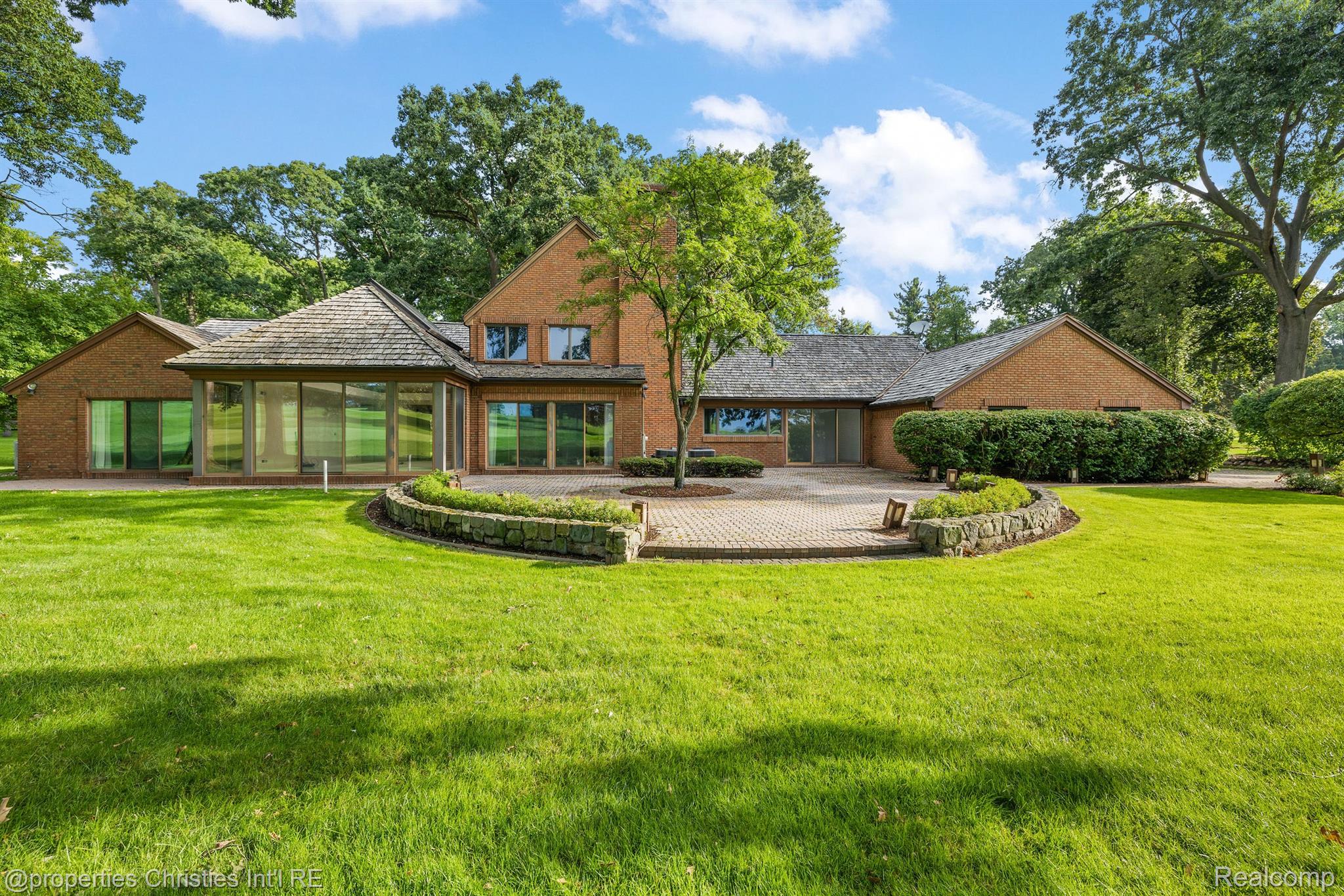 1895 Rathmor Road Bloomfield Hills, MI 48304 - Photo 9 of 58 Gallery Image 9