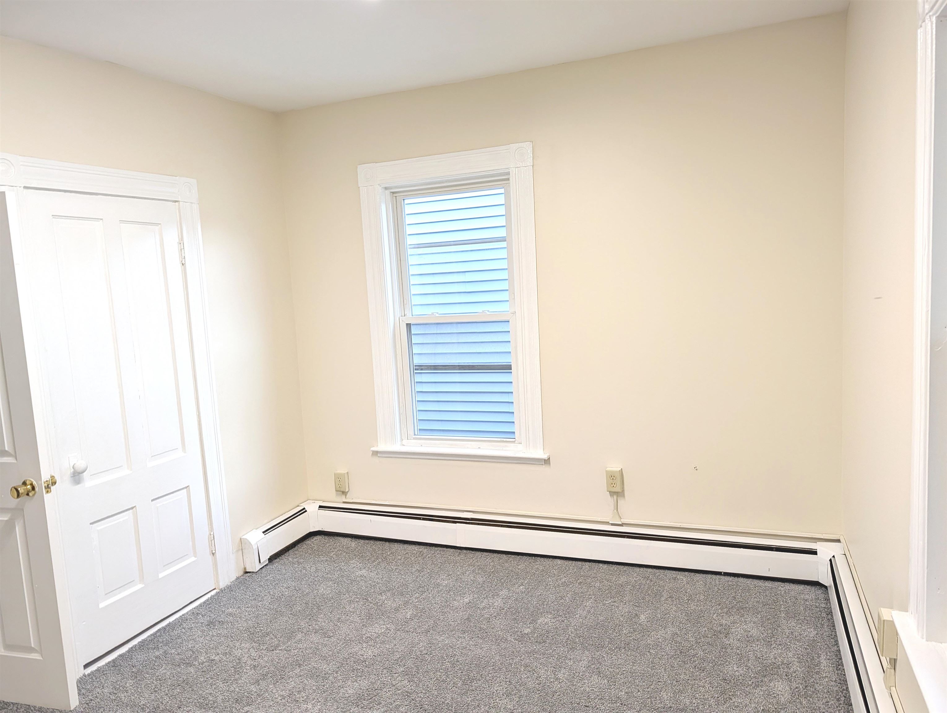 685 Massabesic Street, Unit 2W Manchester, NH 03103 - Photo 11 of 13