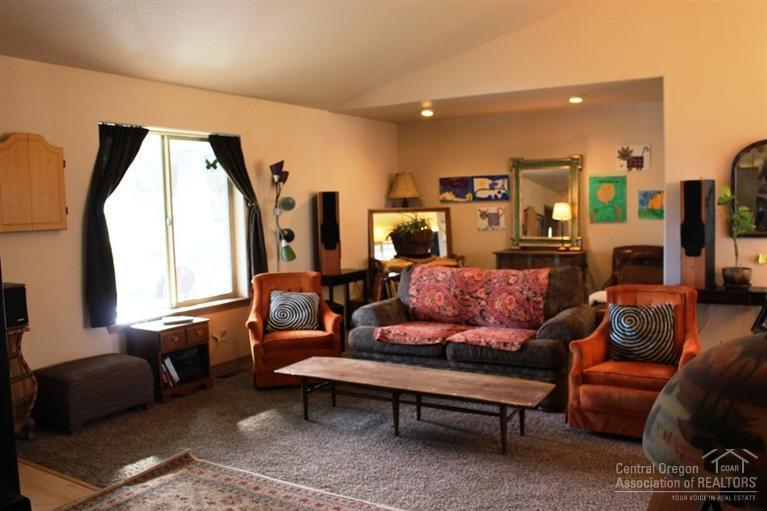 69328 Holmes Road Sisters, OR 97759 - Photo 7 of 20 Additional Photo
