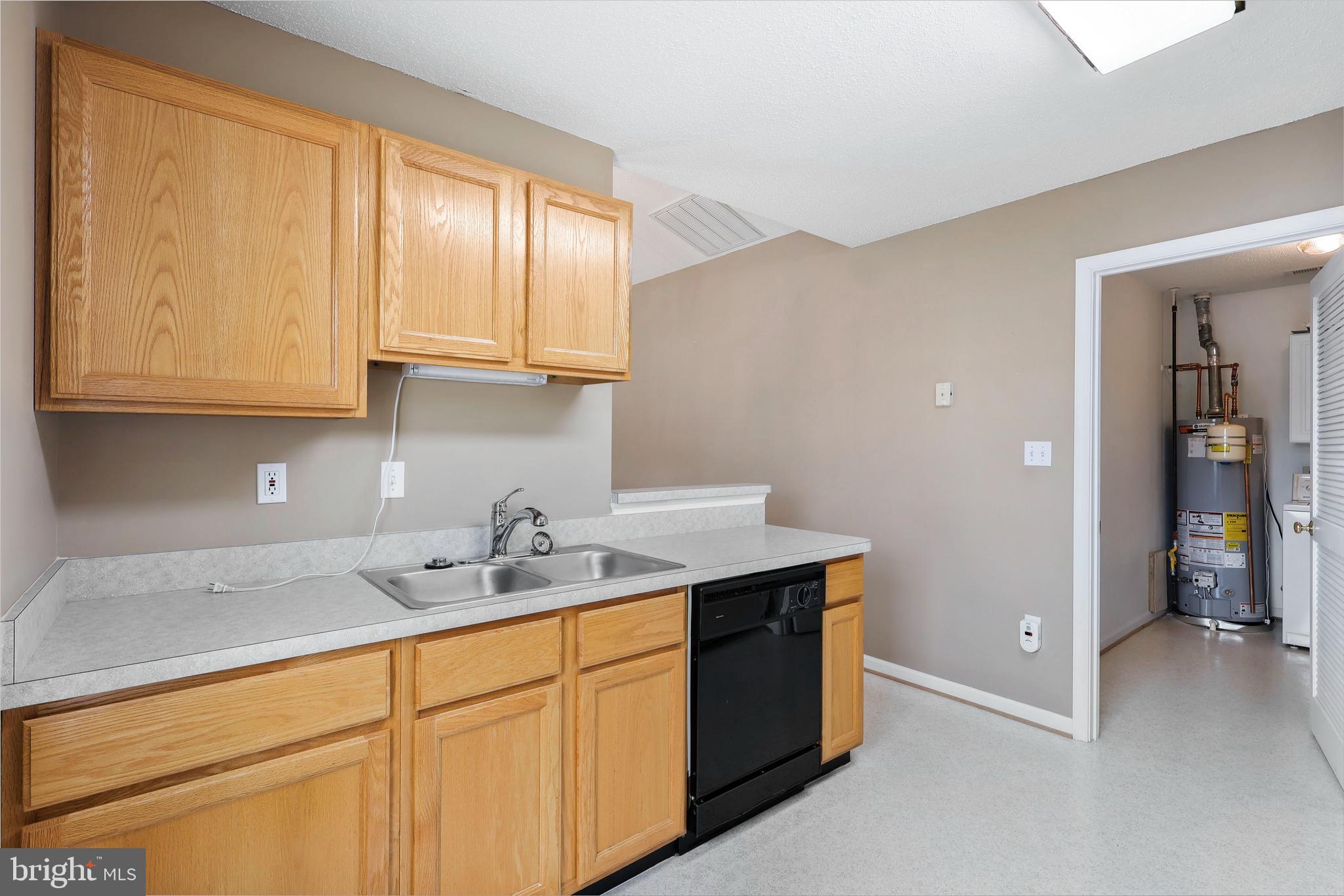 784 Ripplebrook Drive Culpeper, VA 22701 - Photo 11 of 25