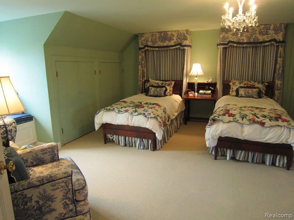 1401 Washington Road Rochester, MI 48306 - Photo 22 of 25 Bedroom 2