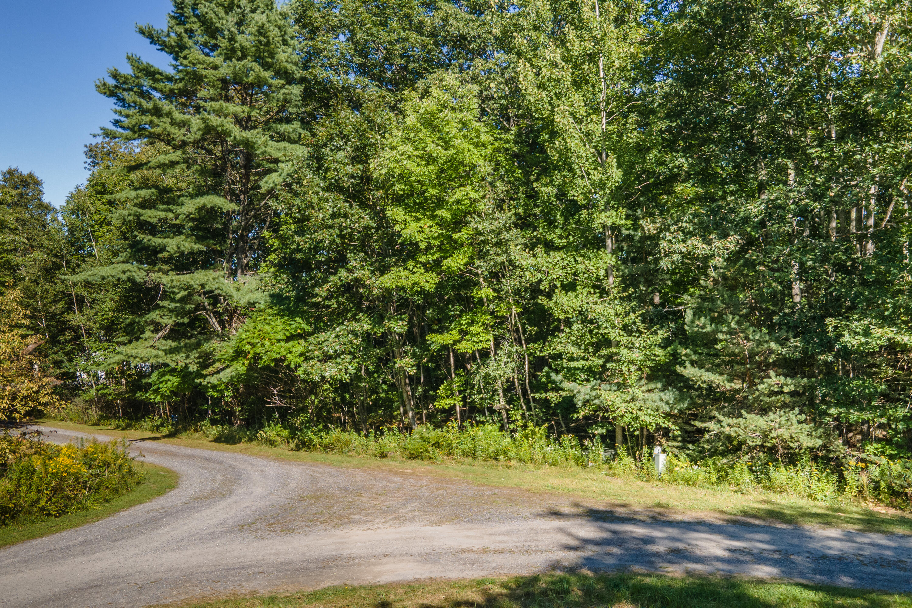 11 Colburn Lane Boothbay, ME 04571 - Photo 4 of 8 01-11ColburnRd-Boothbay-KS