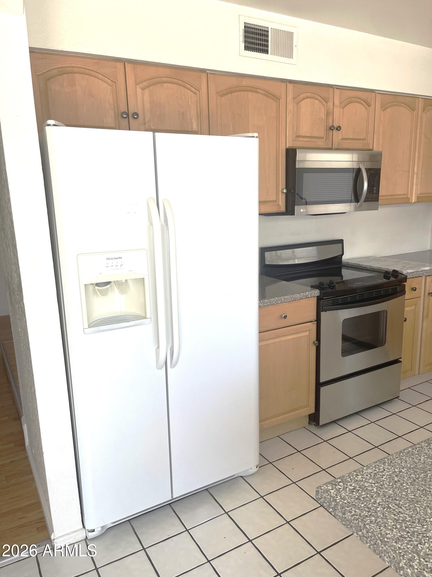 5618 South Rocky Point Road Tempe, AZ 85283 - Photo 16 of 33