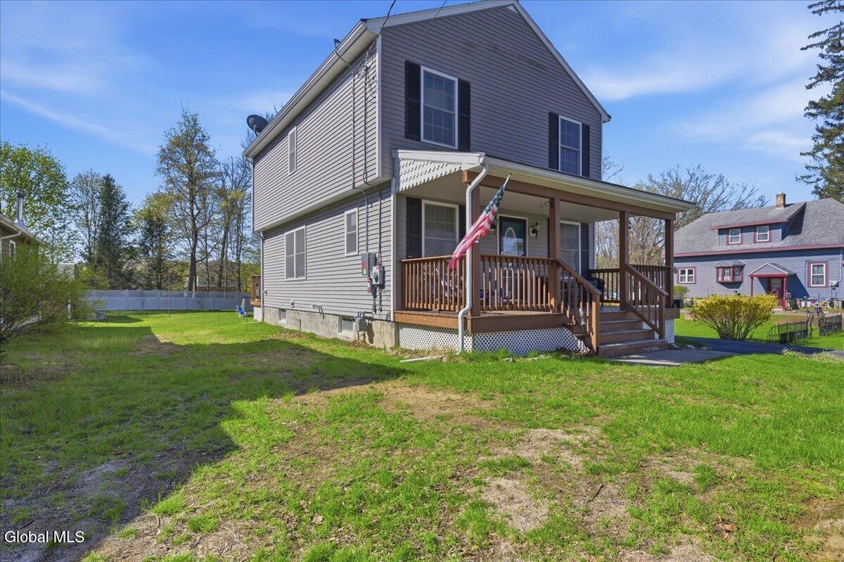 14 Stratton Place Bethlehem, NY 12054 - Photo 2 of 31 14 Stratton Place