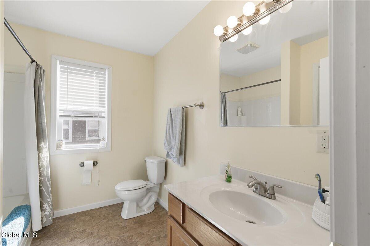 14 Stratton Place Bethlehem, NY 12054 - Photo 25 of 31 14 Stratton Place