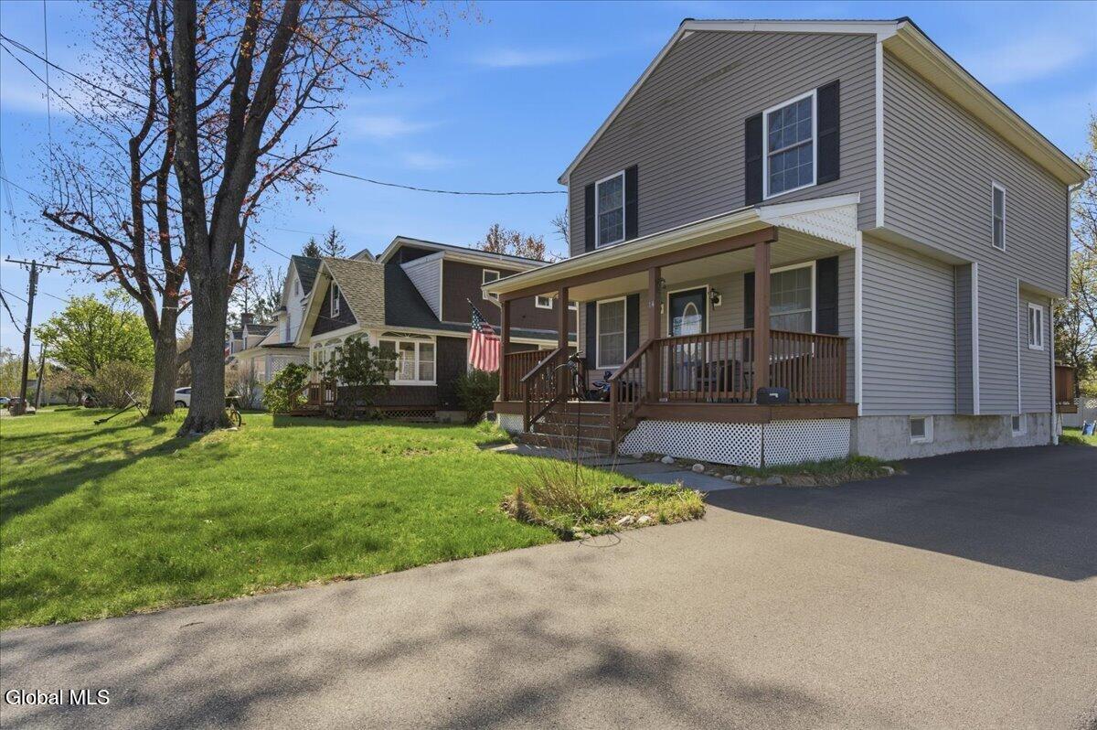 14 Stratton Place Bethlehem, NY 12054 - Photo 3 of 31 14 Stratton Place