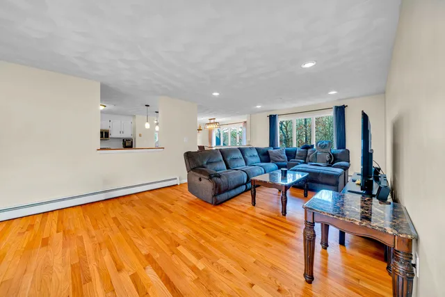 $799,000 | 27 Norwood Road, Salem, NH 03079