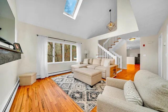 $799,000 | 27 Norwood Road, Salem, NH 03079