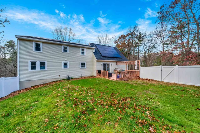 $799,000 | 27 Norwood Road, Salem, NH 03079