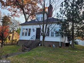 $2,295 | 2822 Jenkintown Road, Glenside, PA 19038