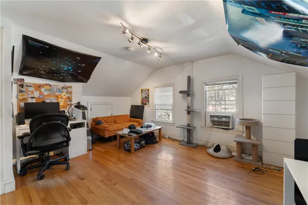 $1,700 | 109 John Street, Unit 3, Providence, RI 02906