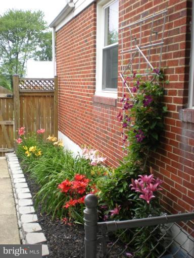 1819 Ellinwood Road Rosedale, MD 21237 - Photo 9 of 10 Garden