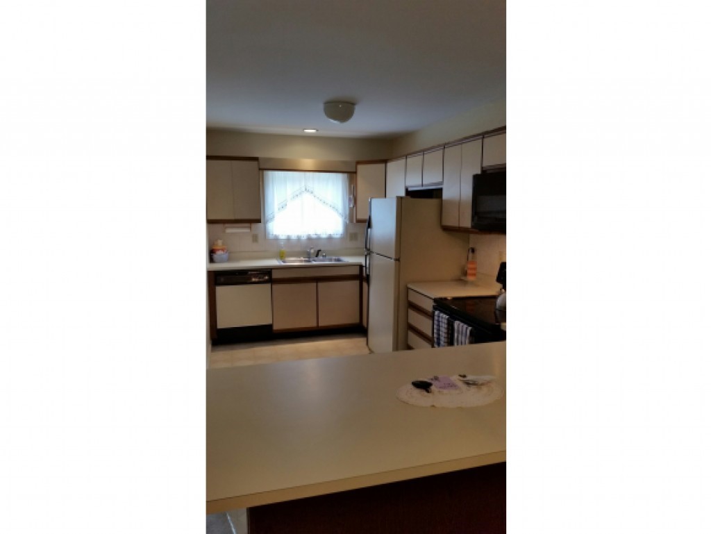 208 Locust Hill Road, Unit 208 Shelburne, VT 05482 - Photo 3 of 14 Gallery Image 3