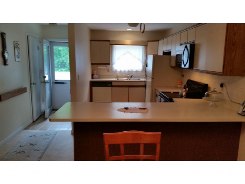 208 Locust Hill Road, Unit 208 Shelburne, VT 05482 - Photo 4 of 14 Gallery Image 4