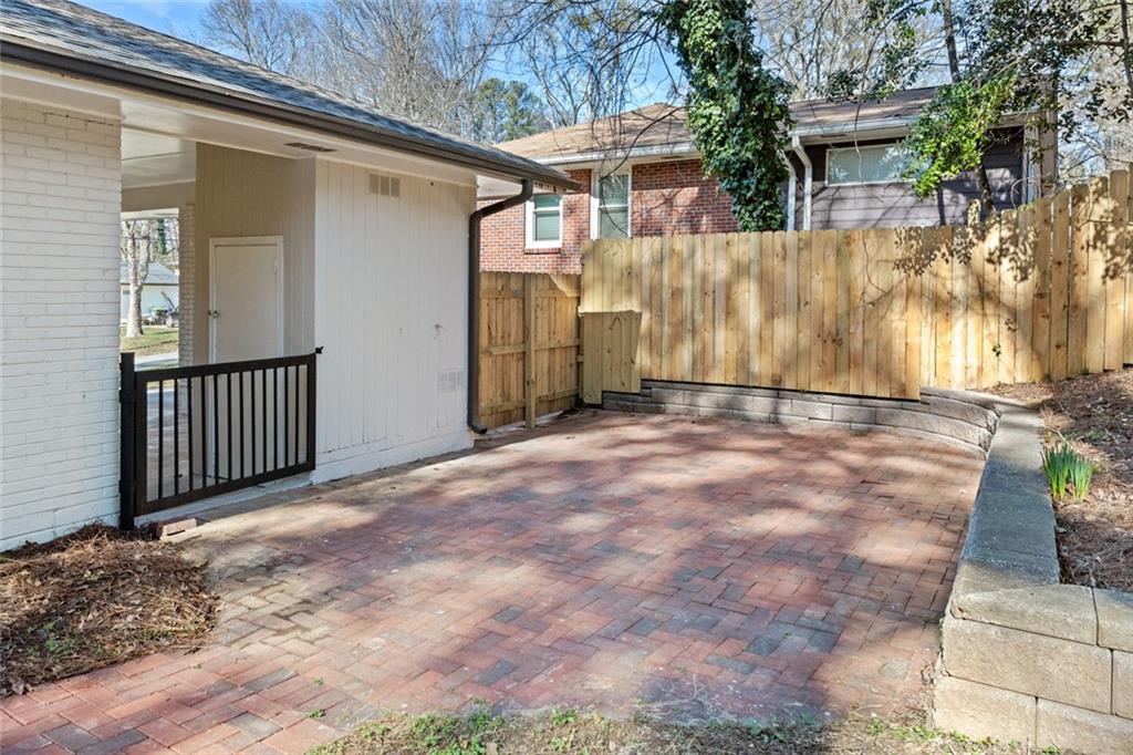 555 Virginia Place Southeast Marietta, GA 30067 - Photo 30 of 33