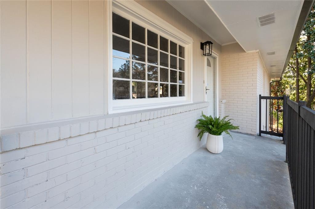 555 Virginia Place Southeast Marietta, GA 30067 - Photo 5 of 33