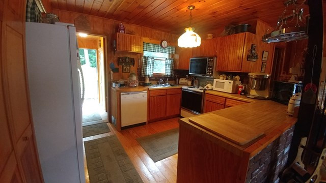 548 Lake Road Chateaugay, NY 12920 - Photo 4 of 12