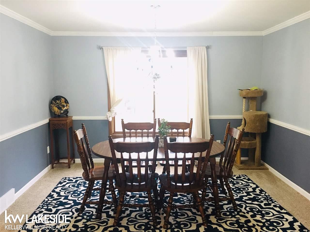 1866 Ludgate Lane Rochester, MI 48309 - Photo 4 of 24 31365842-3.JPG
