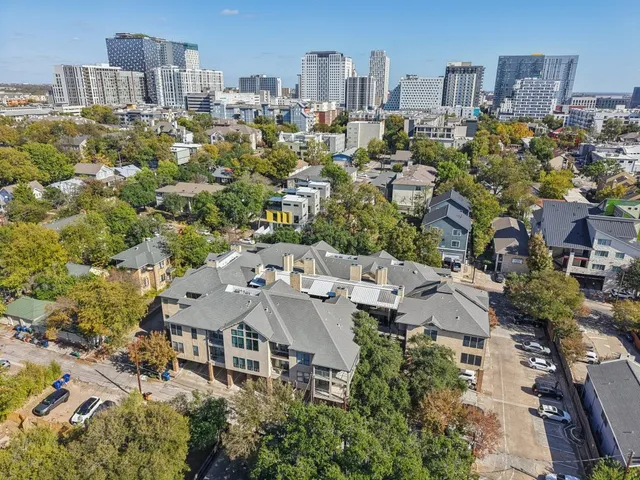 $325,000 | 1910 Robbins Place, Unit 301, Austin, TX 78705