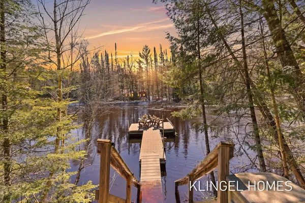 $995,000 | 1065 South Mc Masters Bridge Road, Grayling, MI 49738